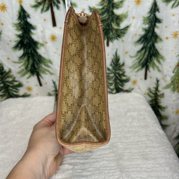 Celine Clutch - Picture 4 of 13